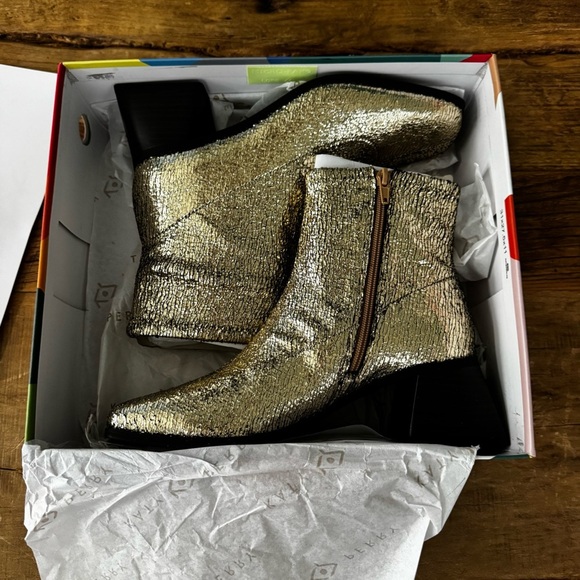 NEW Katy Perry The Lole Lolette Stretch Ankle Boot Gold Metallic~8.5 Block Heel - Picture 11 of 15
